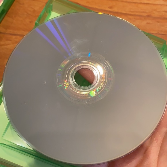 XBox One Madden 19 NFL Game - Picture 6 of 6